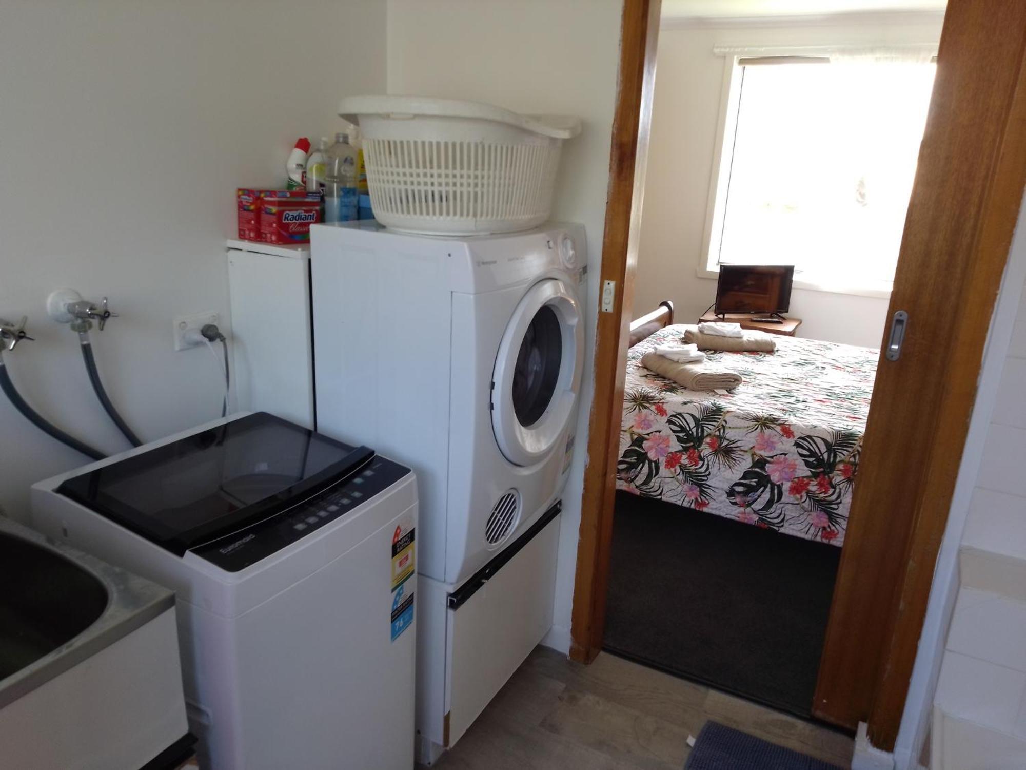 Waratah Waterfall Retreat Unit 1 Free Pay Tv In Two Rooms Free Wifi Экстерьер фото