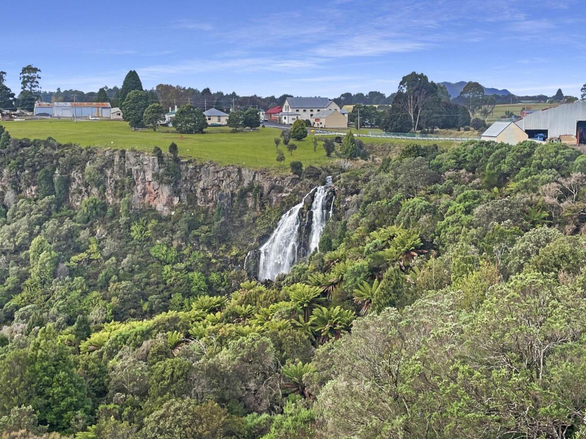 Waratah Waterfall Retreat Unit 1 Free Pay Tv In Two Rooms Free Wifi Экстерьер фото